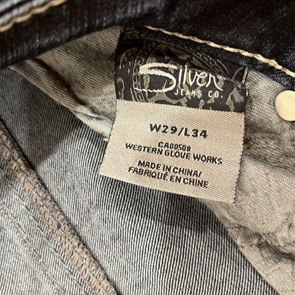 SILVER JEANS Berkley low-rise straight leg. Size: W29xL34. EUC. - Picture 7 of 10